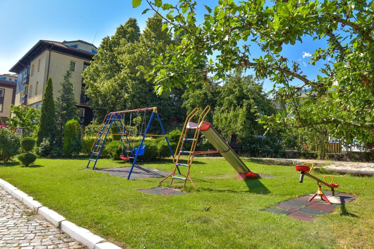 Hotel Bojur & Bojurland Apartment Complex Bansko Bagian luar foto