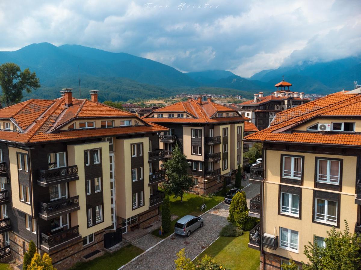 Hotel Bojur & Bojurland Apartment Complex Bansko Bagian luar foto